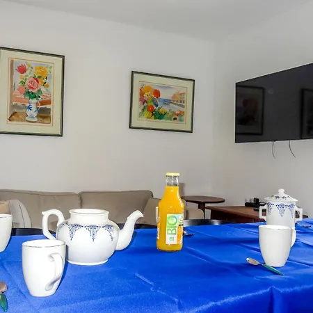 Casa de Férias Le Vent D'est By Interhome