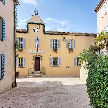 Le Vent D'est By Interhome * Saint-Tropez