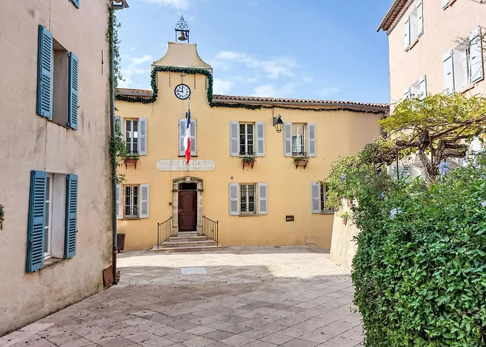 Le Vent D'est By Interhome * Saint-Tropez